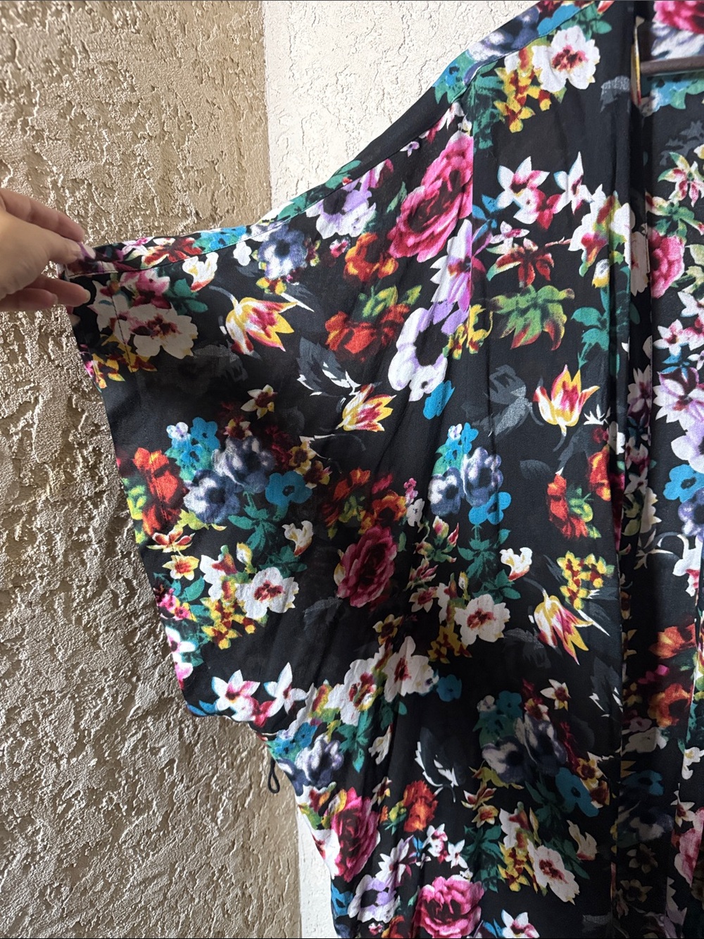 Black Floral Open-Front Caftan Kimono One Size - Picture 5 of 5